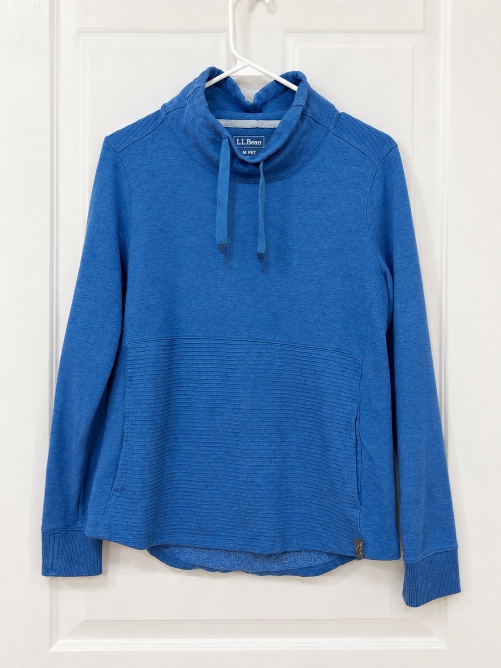 L.L.Bean Sweatshirt M Petite Blue Cowl Neck